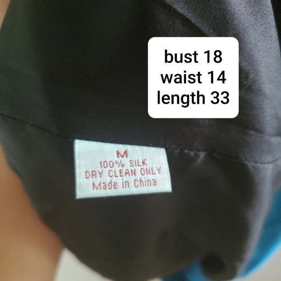 🛍TU Garen Ford flutter sleeve silk dress - Picture 5 of 5